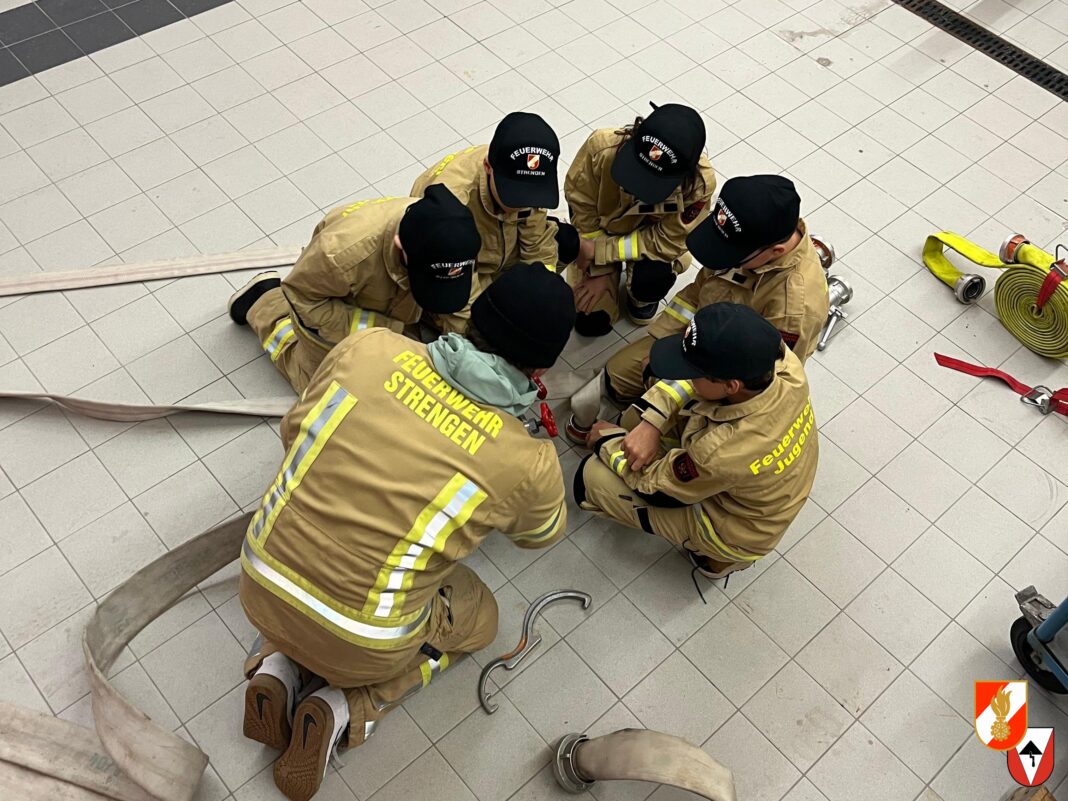 100_PHOTO-2025-11-27-18-57-57_zuschn